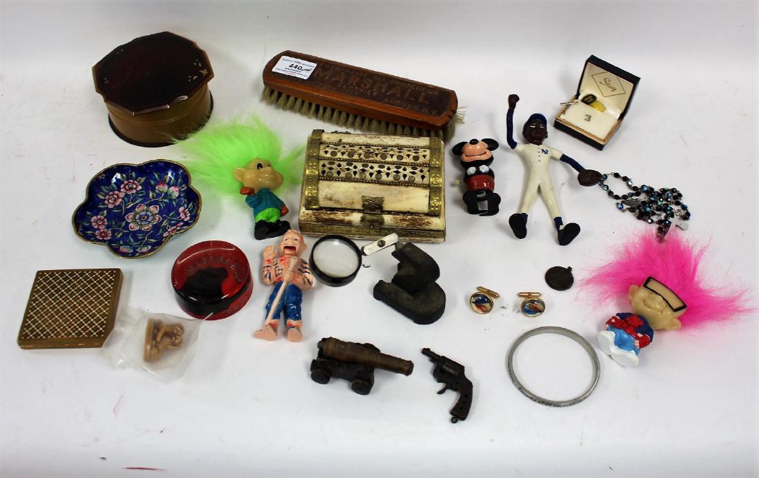 Lot of Miscellaneous Estate Collectibles (1 of 3)