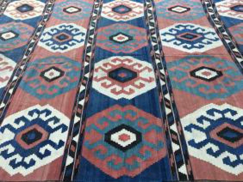 Arts & Crafts Flat Weave Carpet (1 of 6)