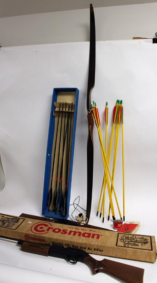 Lot of Miscellaneous Sporting Items (1 of 3)