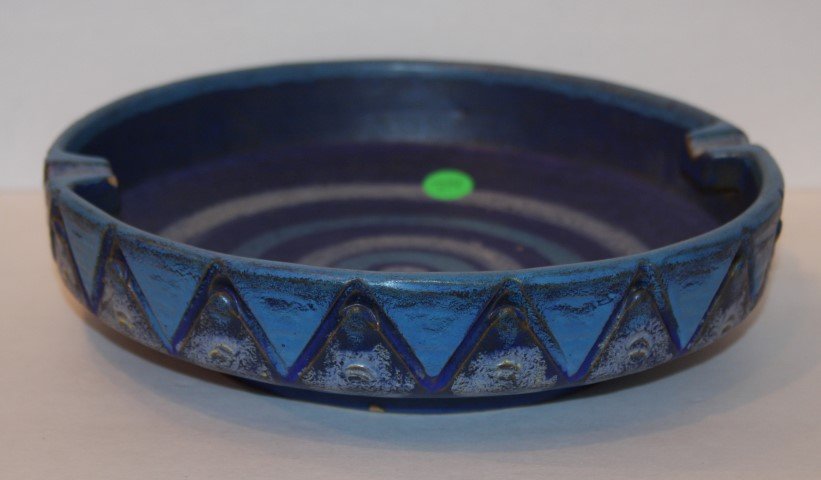 1950's Italian Pottery Ashtray: Modernist glazed pottery ashtray. Marked Raymor nd impressed Italy; 2.5in. H. x 10in. D.