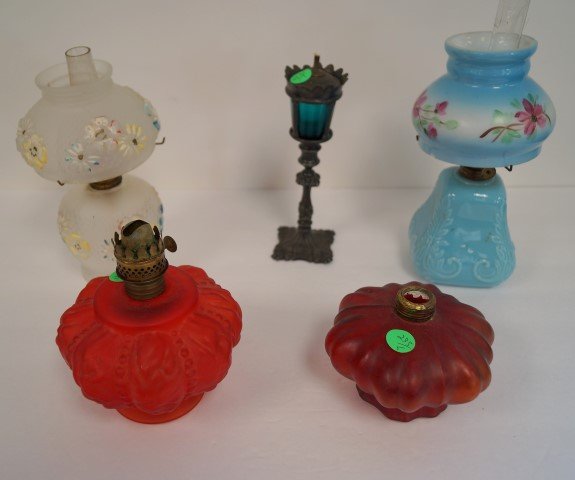 Five(5) Miscellaneous Victorian Glass Oil Lamps (1 of 3)