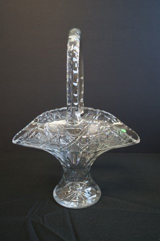 American Cut Glass Bride's Basket (1 of 3)