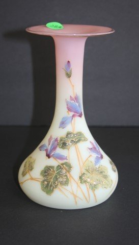 Burmese Glass Vase (1 of 5)