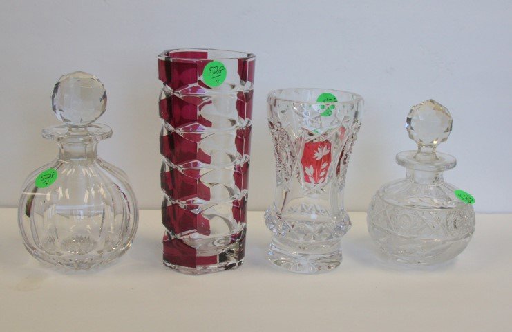 Lot of Miscellaneous Glass Items (1 of 5)