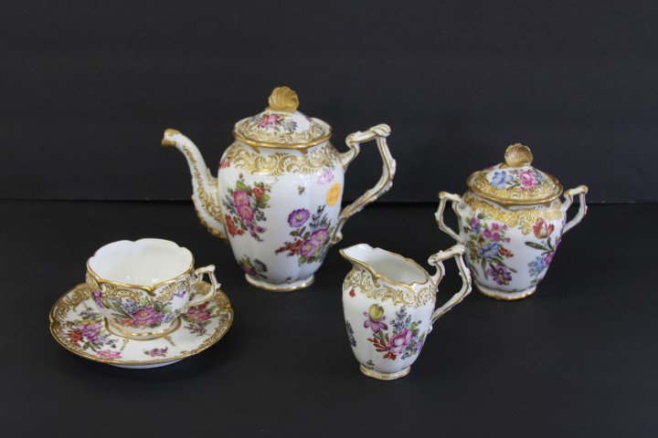 Dresden Porcelain Tea Set (1 of 5)