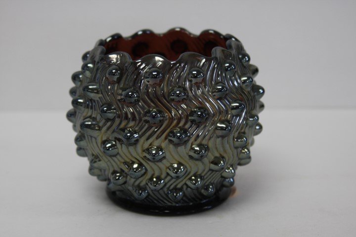 Unusual Carnival Glass Bowl (1 of 4)