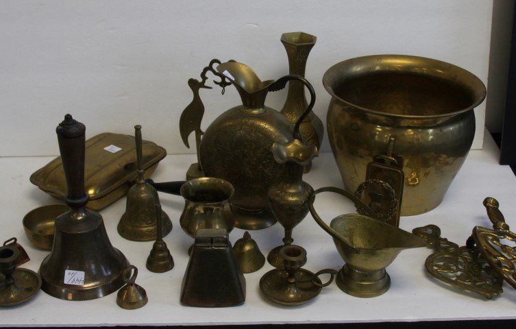 20 pc Assorted Brass Items, Vases, Bells, Pots (1 of 3)