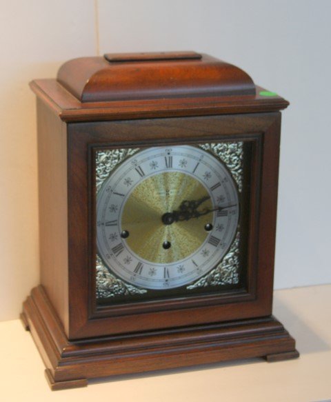 Howard Miller Mahogany Bracket Clock (1 of 4)
