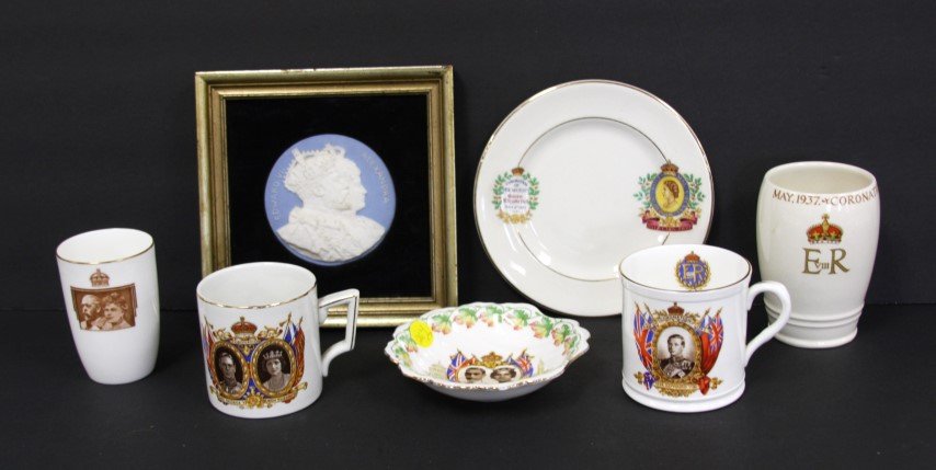 Queen Coronation 7 pc. Assorted Grouping (1 of 7)