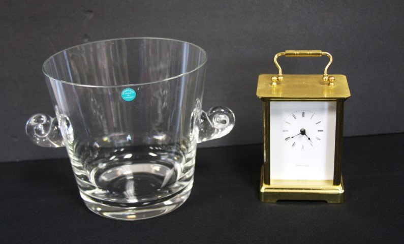2 pcs. Tiffany & Co.: carriage clock, ice bucket (1 of 5)