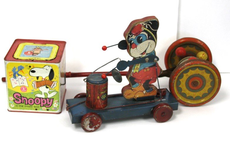 Miscellaneous Vintaga Toy Lot (1 of 4)