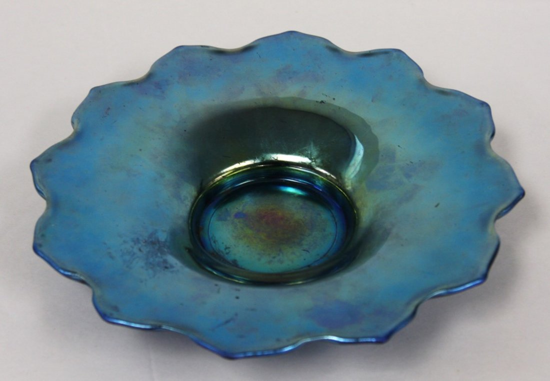 Czech Iridescent Art Glass Dish (1 of 3)