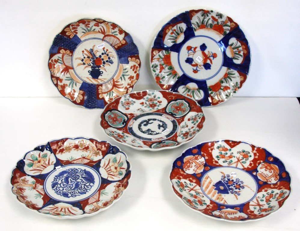 Five(5) Japanese Imari Porcelain Plates (1 of 5)