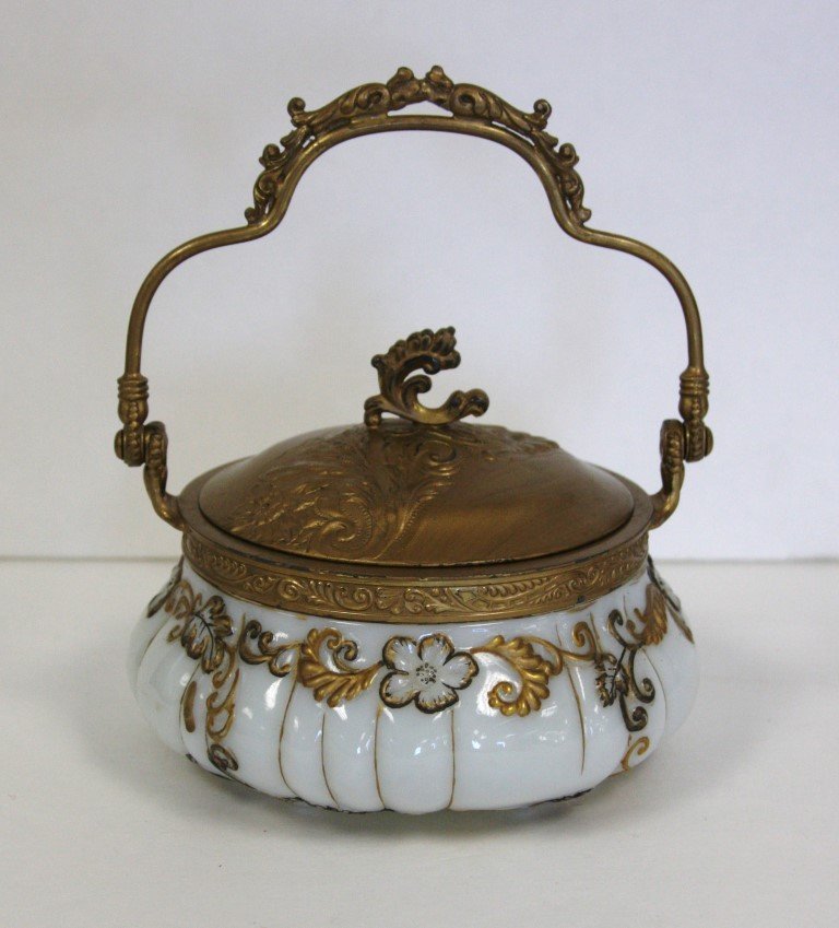 Mt. Washington/Pairpoint Glass Sweetmeat Jar (1 of 5)