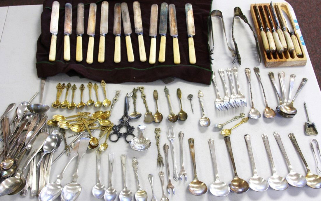 Miscellaneous Silverplate Flatware (1 of 6)