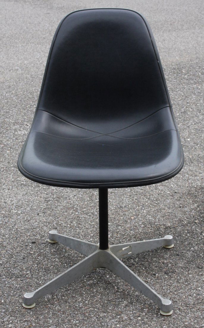 Herman Miller Eames Shell Swivel Chair (1 of 4)