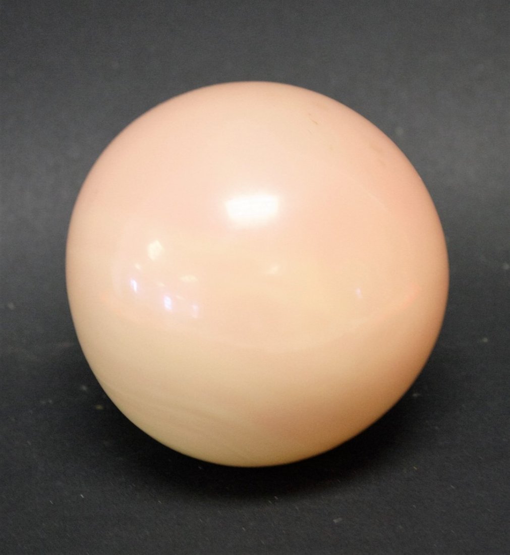 Mt Washington Glossy Burmese Glass Ball (1 of 3)