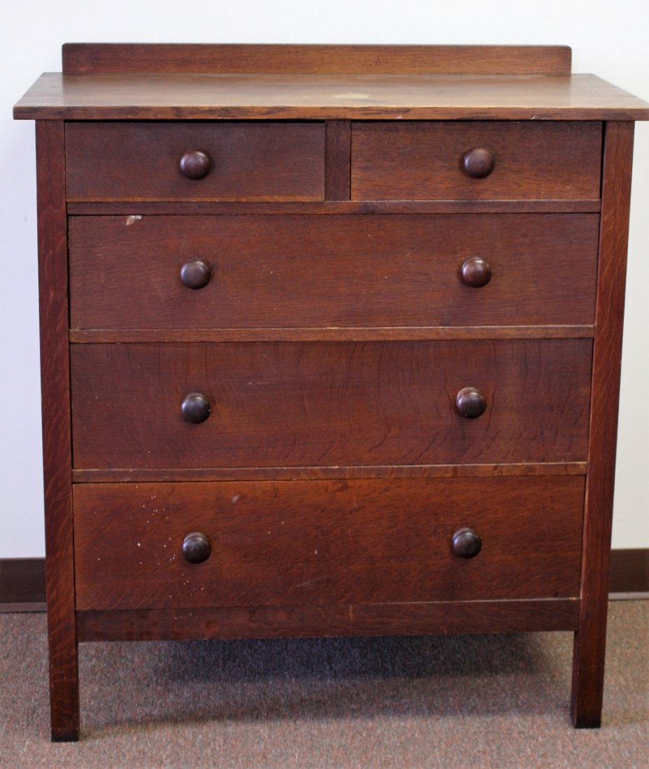 Gustave Stickley Arts and Crafts Oak Chest (1 of 8)