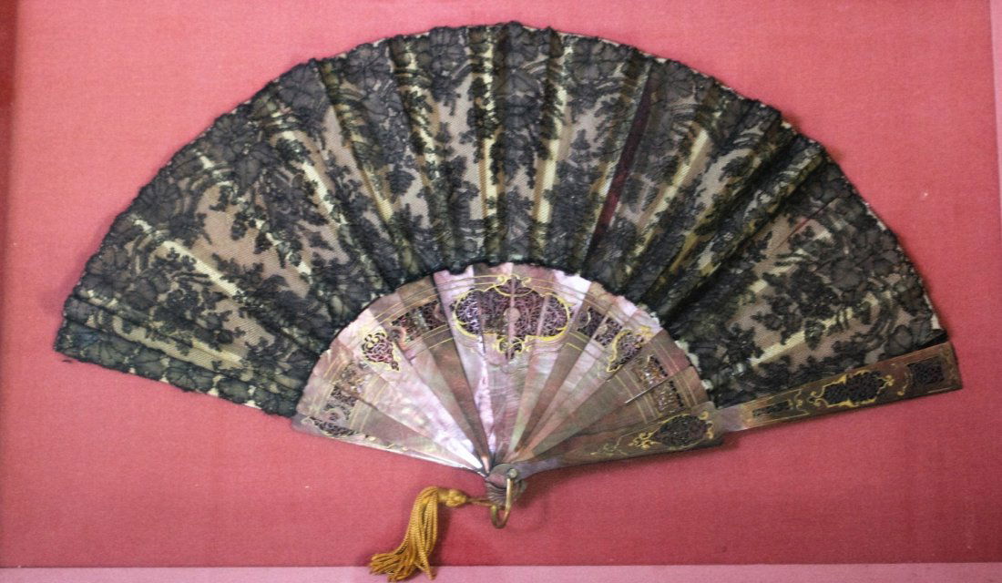 19thC. Lace Fan (1 of 6)