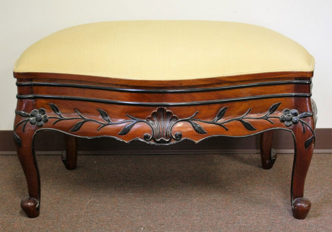 MahoganyUphostered Lift Top Window Bench (1 of 5)