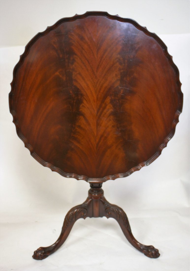 Chippendale Style Mahogany Tilt Top Table (1 of 8)