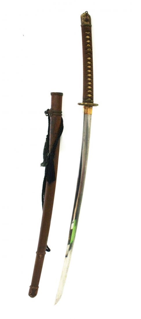 Vintage Japanese Samurai Sword (1 of 10)