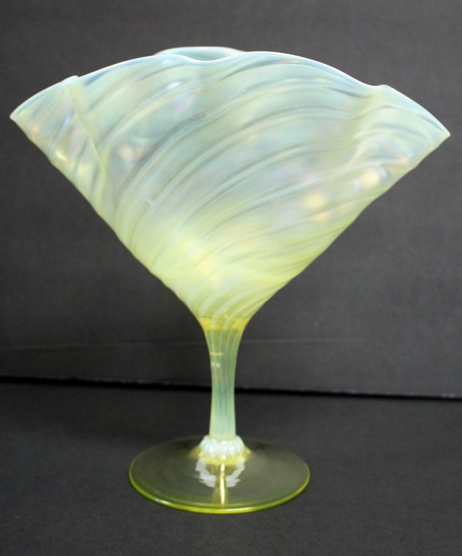 Tiffany Style Art Glass Vase (1 of 5)