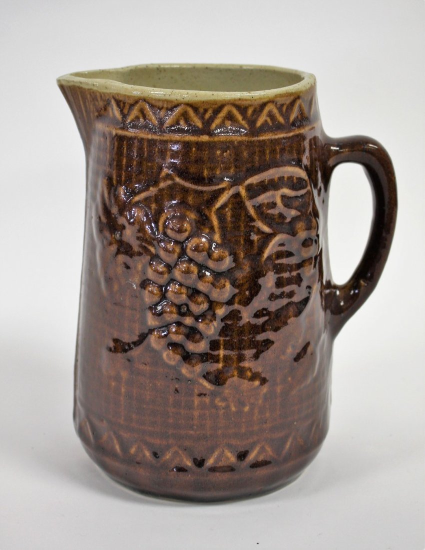Bennington Brown Glazed Pottery Pitcher (1 of 4)
