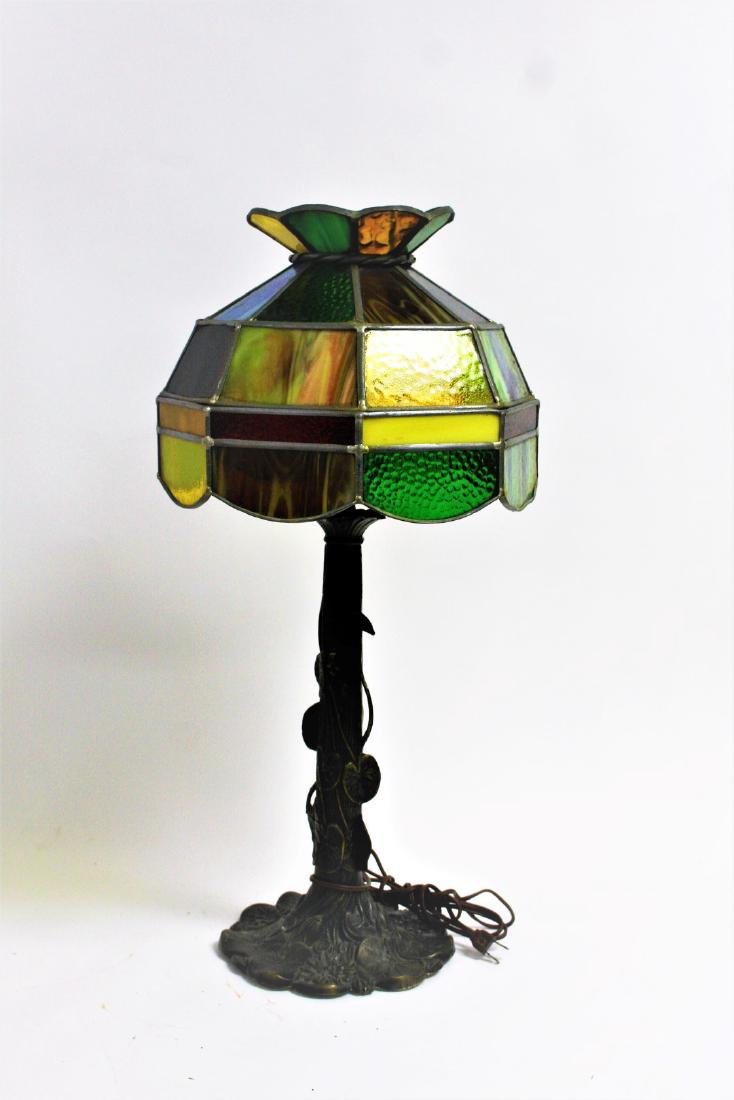 Stain Glass and Bronzed Table Lamp (1 of 3)