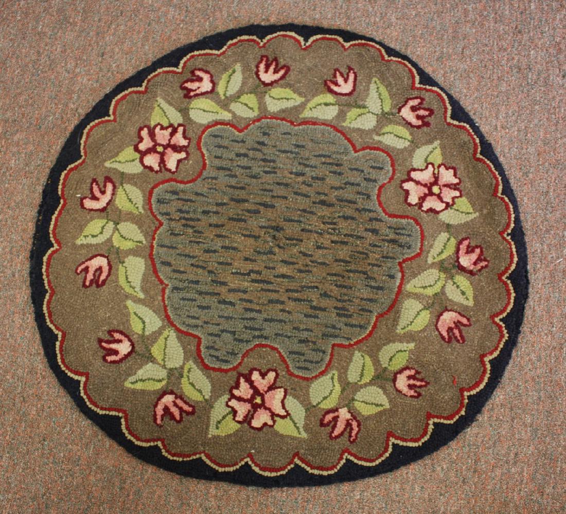 Early American Hooked Rug (1 of 3)