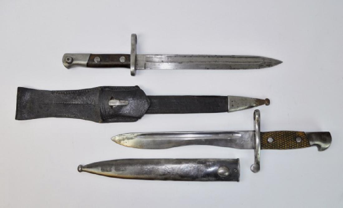 Spanish Mauser Bayonets M1941, M1898 (2pc): Original Spanish Mauser bayonets: (1) M1941 bayonet, checkered wood grip with steel guard and pommel. Steel bolo style blade, ricasso marked with crowned "FN TOLEDO", reverse with serial number. Bayon