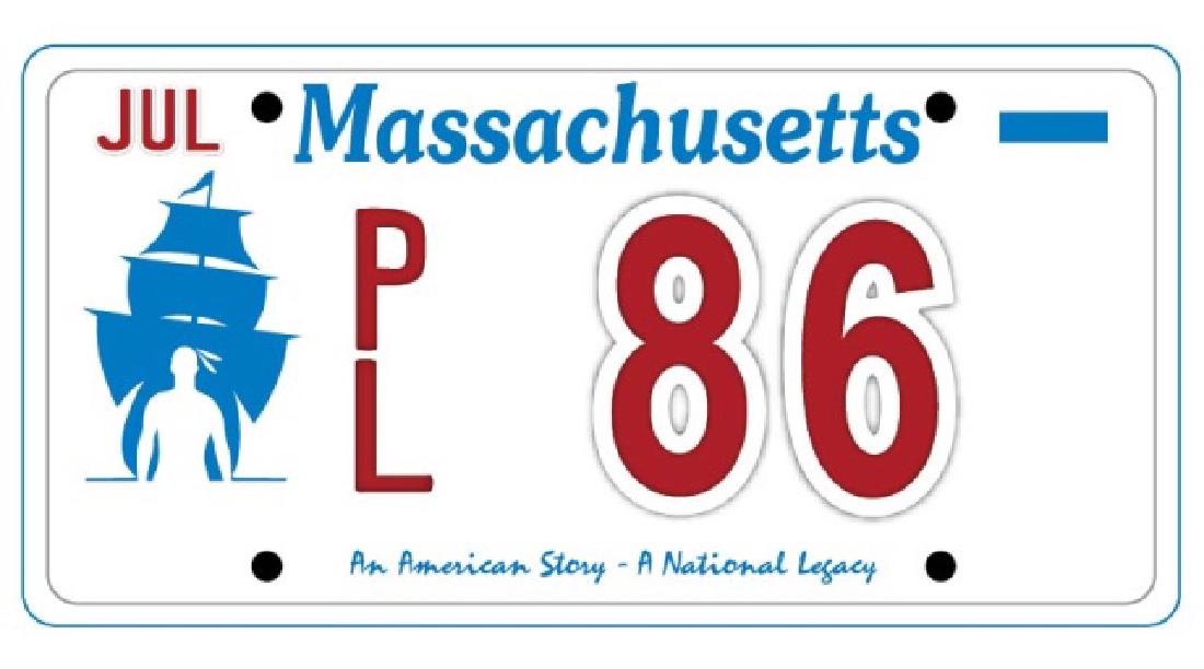 PL86 - Massachusetts License Plate (1 of 1)