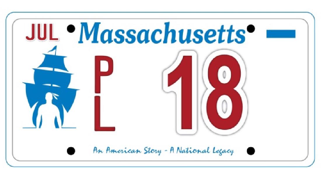 PL18 - Massachusetts License Plate (1 of 1)