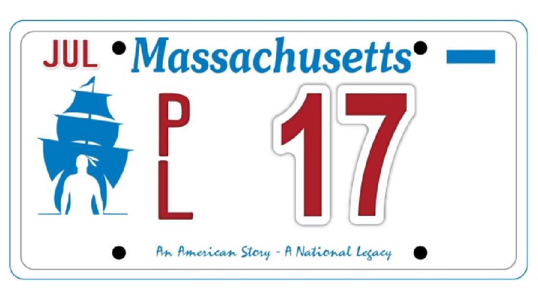 PL17 - Massachusetts License Plate (1 of 1)