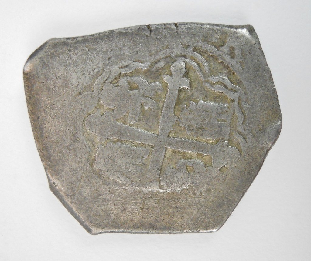 Spanish 8 Reales Silver Coin, Phillip V, 1700-1724: Spanish Phillip V 8 reales silver cob coin, un-dated. Weight: 27.1g.