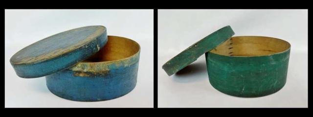19th C Primitive Painted Wooden Pantry Boxes (2pc): Two 19th C. Primitive Painted Wooden Pantry Boxes: (1) Bent wood oval shaped box in period blue paint, measures: 3" H x 6.5" W. (1) Bent wood lidded circular box with period green painted surfaces, me