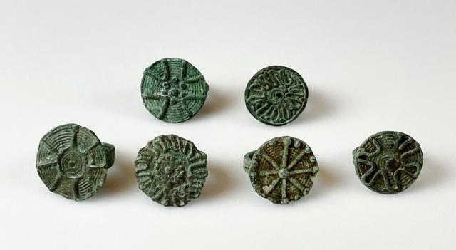 Ancient Asiatic Bactrian Bronze Seal Rings (6pc) (1 of 6)