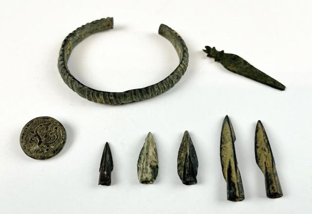 Ancient Roman Bronze Objects (8pc) (1 of 4)