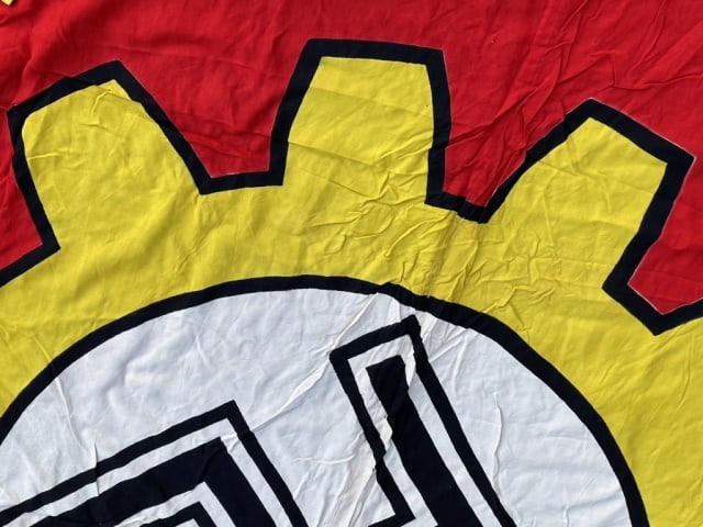 WW2 German DAF Factory Production Flag: WW2 German DAF Factory Production Flag. Sewn wool construction with screen printed design in red, gold black and white. Sewn in halyard. Excellent condition, measures: 87" x 103" NOTE: WE OFFER DOMEST