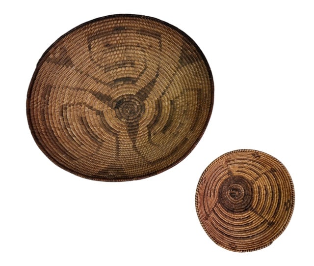 Antique Apache American Indian Baskets (2pc): Two Early 20th C. Apache American Indian Woven Baskets. Tray form, hand crafted of willow and devil's claw with repeating geometric patterns and woven edge at rim and knotted center. Excellent conditi