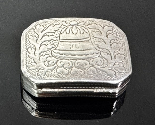 English George III Sterling Silver Vinaigrette: 1804 George III English Sterling Silver Vinaigrette, Signed "SP" (Samuel Pemberton). Hand chased bell and wreath decoration, interior gilt with reticulated grill. Carries Birmingham hallmarks with 180