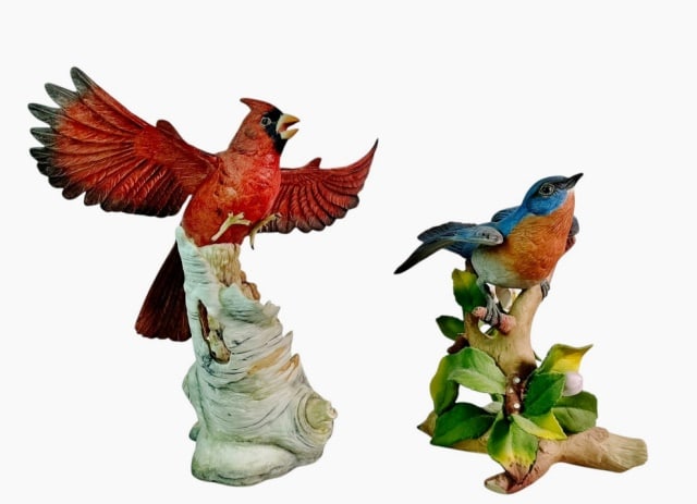 Painted Porcelain Bird Figures, Boehm (2pc): Two Painted Porcelain Bird Figures, Signed "Boehm". Realistic depiction of a cardinal and Eastern Bluebird. Good condition, (Bluebird with small losses at base), larger measures: 9.5" H