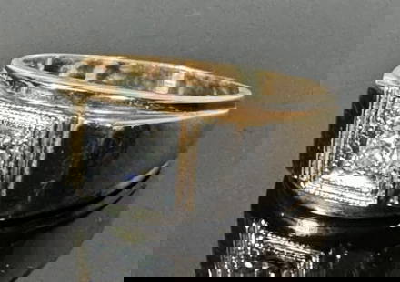 Men's 14K Gold Diamond Ring: Men's 14K Gold Diamond Ring. Crafted of 14K yellow gold, center set with round cut diamond of good quality, evaluated as .2 cts color G-H, Good condition, total assembled weight: 6.0 Dwts,