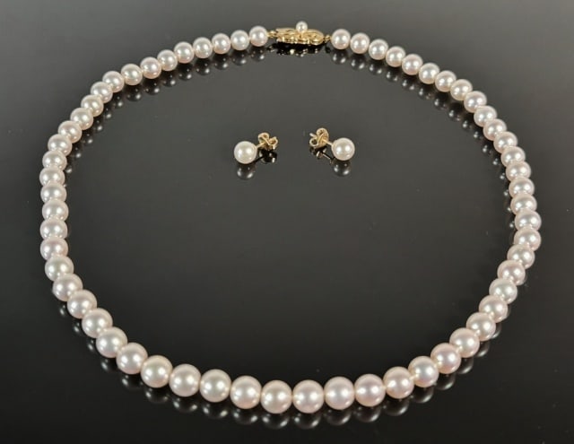 Japanese Pearl Necklace, Earrings, Mikimoto: Japanese Saltwater Cultured Pearl Necklace and Earrings, Mikimoto: (1) Pearl necklace of excellent quality with 18K yellow gold clasp marked "M 750" pearls of 6.85 mm, (1) Pair of pearl earrings with