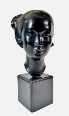 Cast Bronze Sculpture, Nguyen Thanh Le (1 of 6)