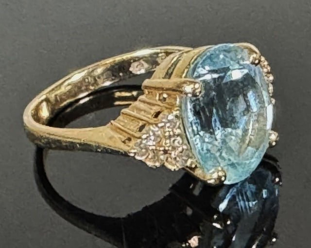 14K Gold Aquamarine, Diamond Ring (1 of 4)