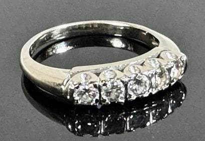 Vintage 14K Gold Diamond Ring