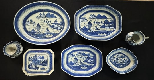 19th C Chinese Canton Export Porcelain (8pc)