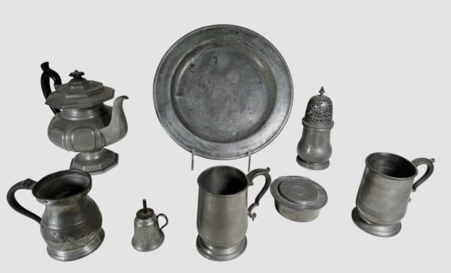 18th - 19th C. English, American Pewter (8pc): Collection of Eight Antique 18th - 19th C. English and American Pewter: (1) Teapot, (3) Tankard cups, (1) platter, (1) Traveling inkwell, (1) Whale oil chamber lamp, and (1) Muffineer. Pieces come fro