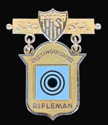 1968 10K Gold Distinguished Rifleman Medal (1 of 4)